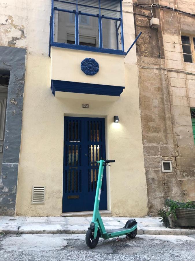 Appartamento Floriana Cosy Townhouse Esterno foto